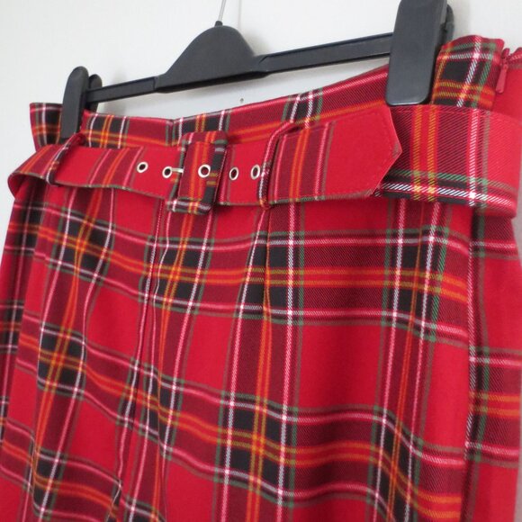 Collectif High-Waist Belted Plaid Pant - Picture 4 of 6